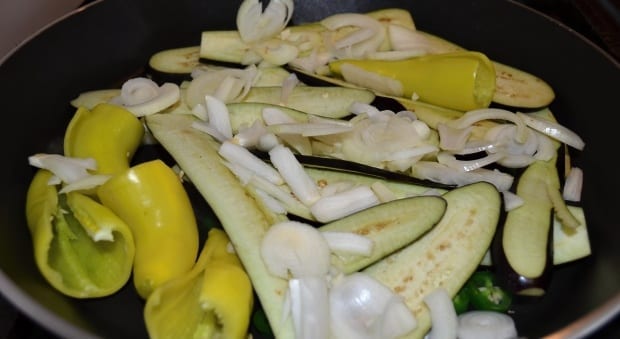 dry frying eggplant capsicum onion chillies garlic 